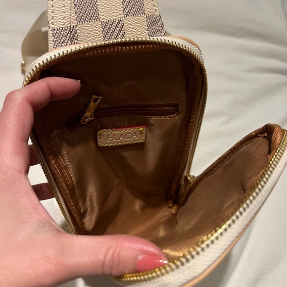 Elegant Checkered Crossbody Bag - Tan and White - Picture 5 of 5